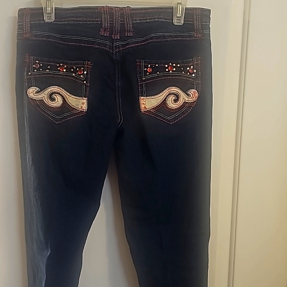 Gold Flara Blue Jeans, Sz 10 (W34"/L39"), Red/Gold Rhinestones Pocket Designs - Picture 2 of 12